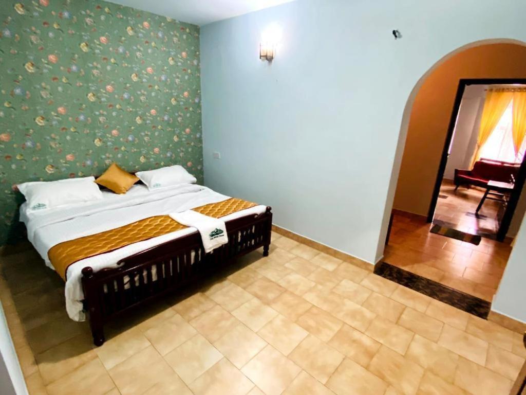 Bob Leisure Hotel Ooty Bagian luar foto