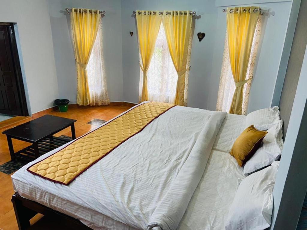 Bob Leisure Hotel Ooty Bagian luar foto