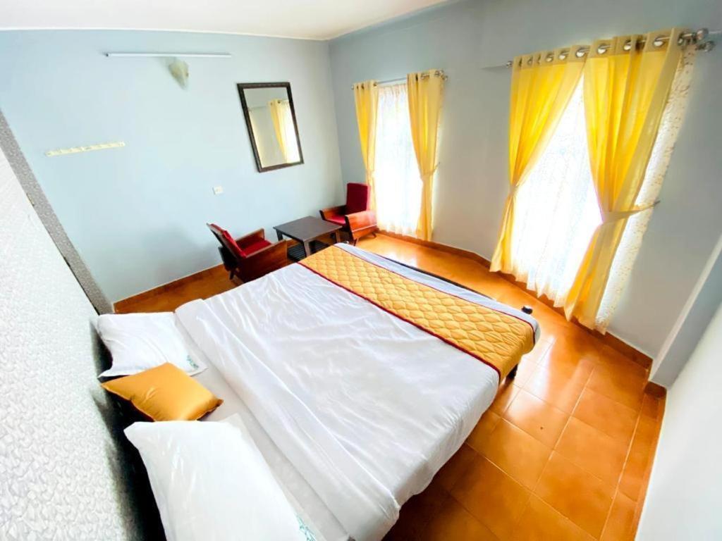 Bob Leisure Hotel Ooty Bagian luar foto